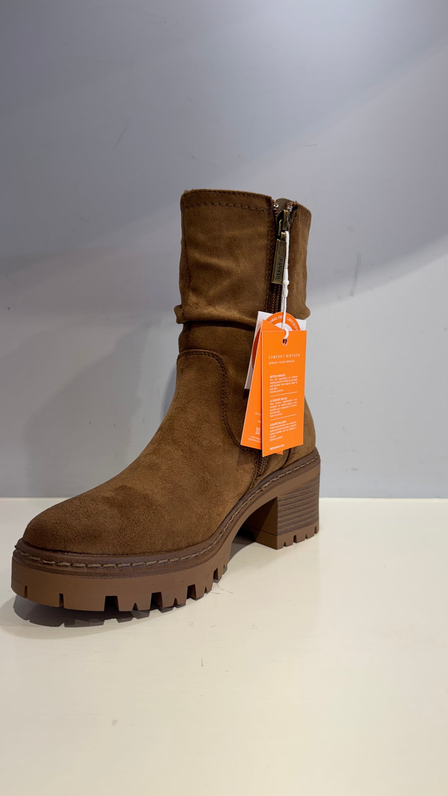 Anfibio di camoscio color camel