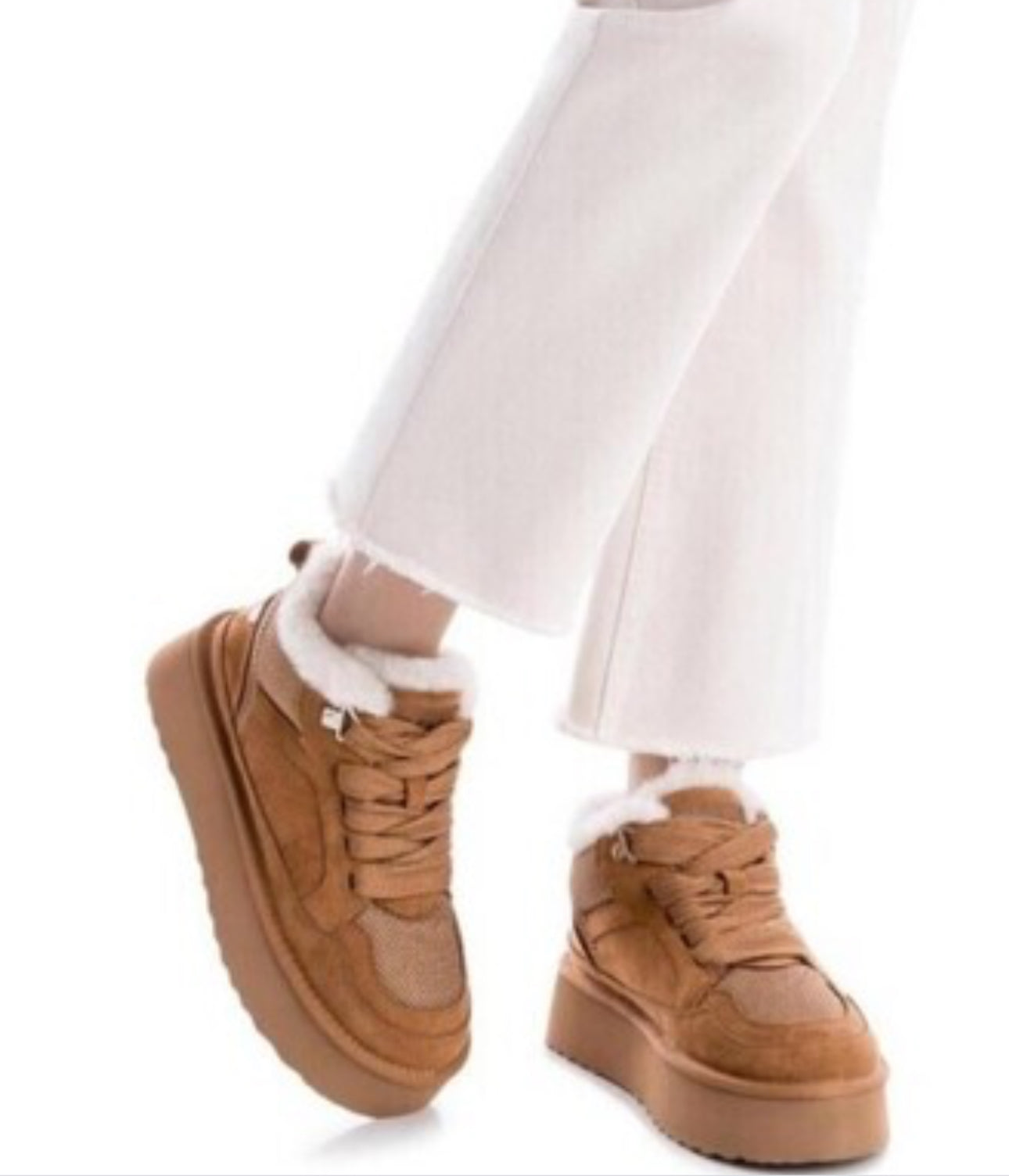 Sneakers Xti con pelliccetta