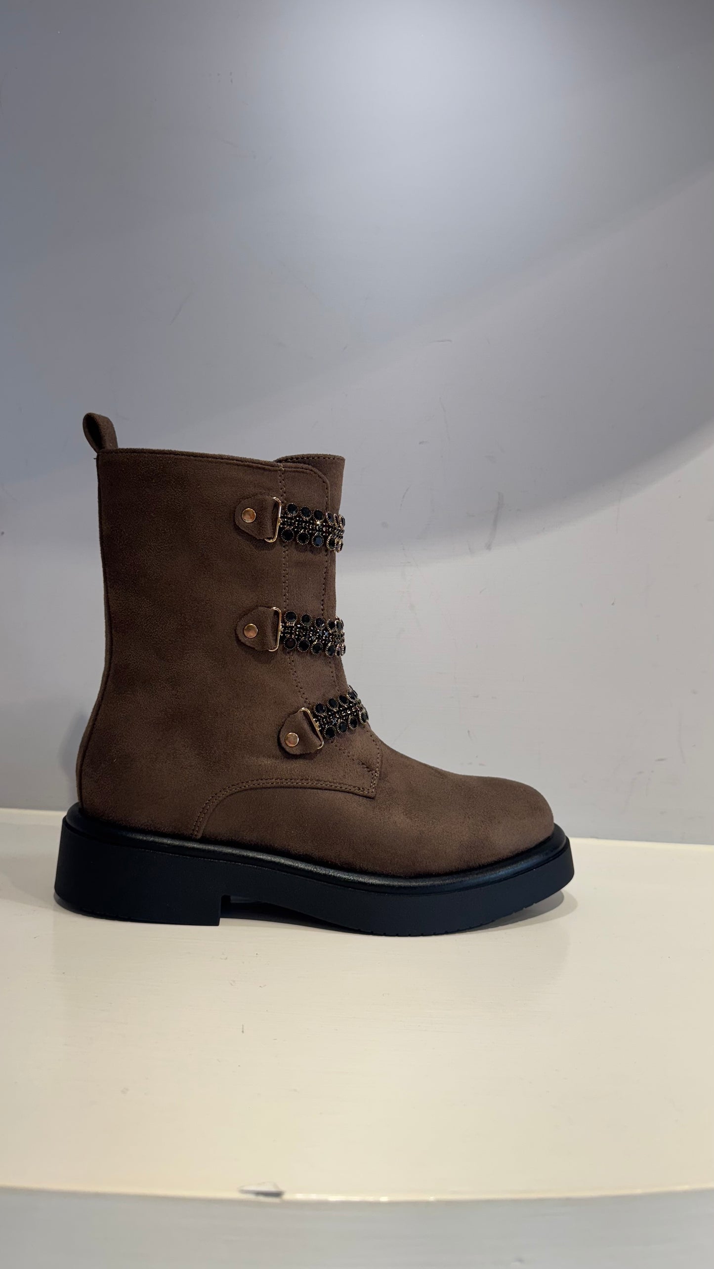 Anfibio color Taupe con