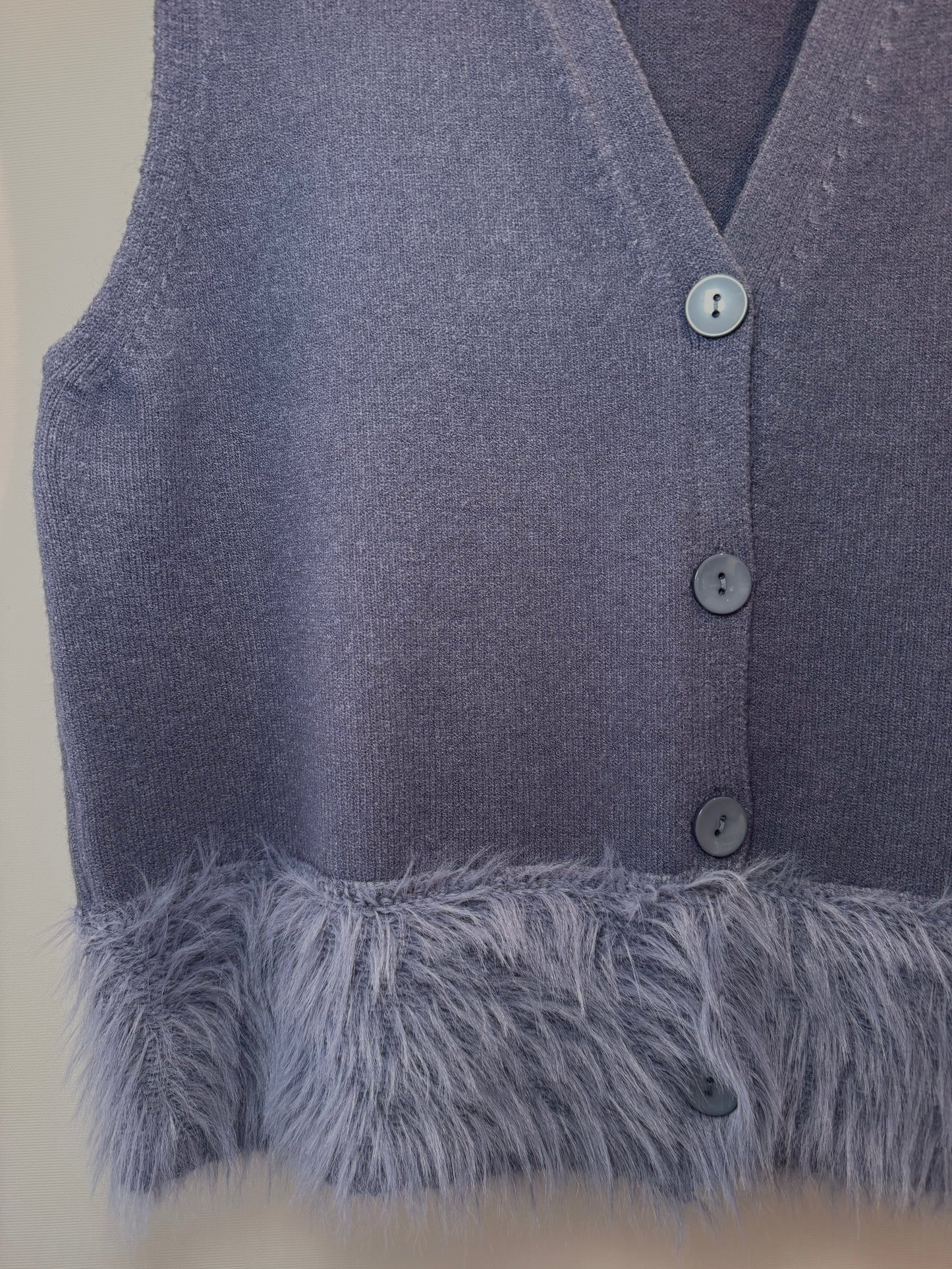 Gilet Celeste con bottoni