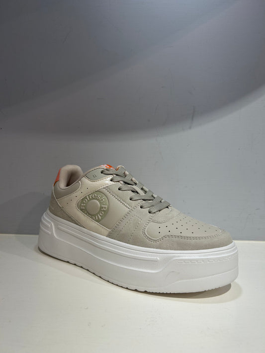 Scarpe sportive Beige con lacci