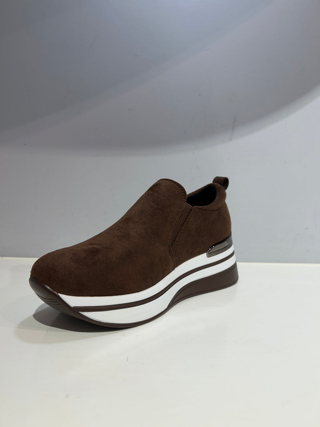 Scarpe sportive Marroni senza lacci