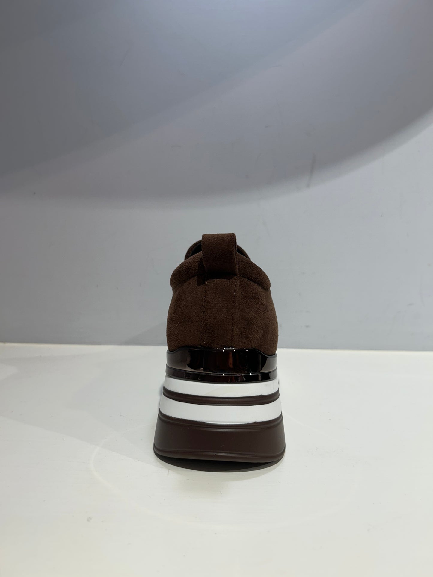 Scarpe sportive Marroni senza lacci