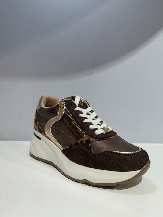 Scarpe sportive Gold&Gold Marroni