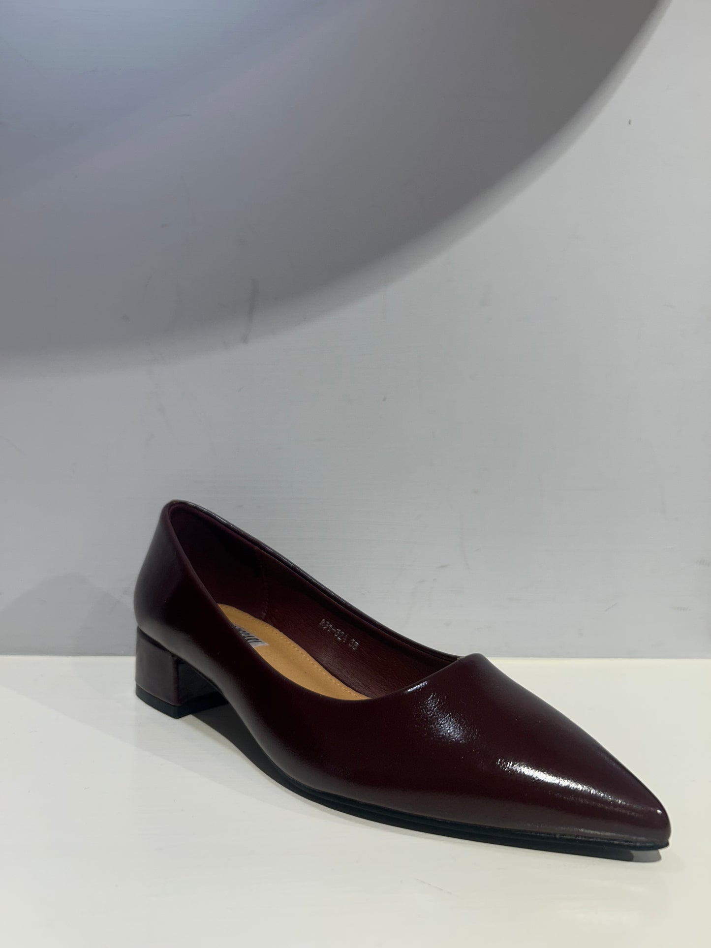 Ballerina a punta Bordeaux