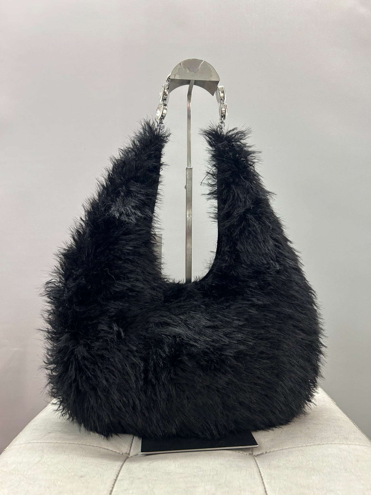 Borsa da spalla Nera con pelo